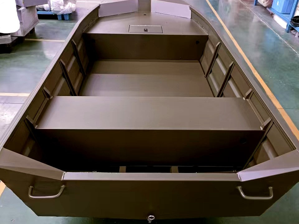 Aluminum boat interior — accessories every new aluminum boat owner needs